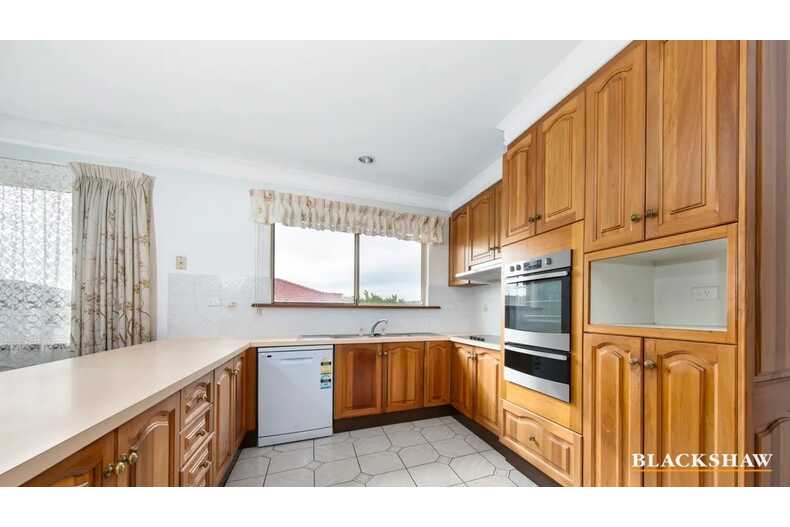 42 Cunningham Street Queanbeyan 42 Cunningham Street Queanbeyan