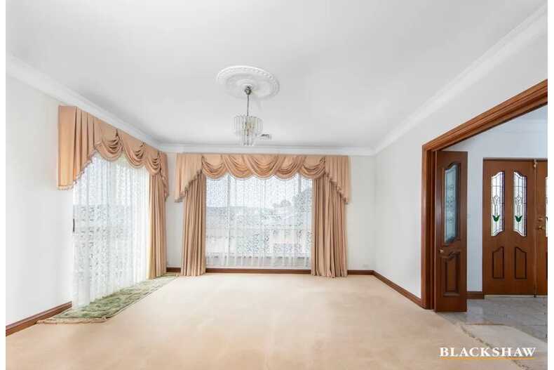 42 Cunningham Street Queanbeyan 42 Cunningham Street Queanbeyan
