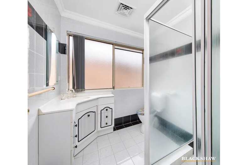 42 Cunningham Street Queanbeyan 42 Cunningham Street Queanbeyan