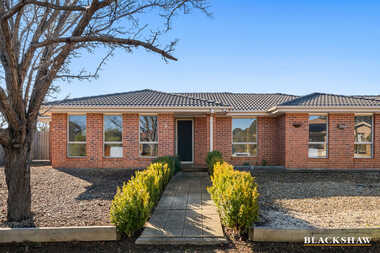 1 Herdson Place Macgregor