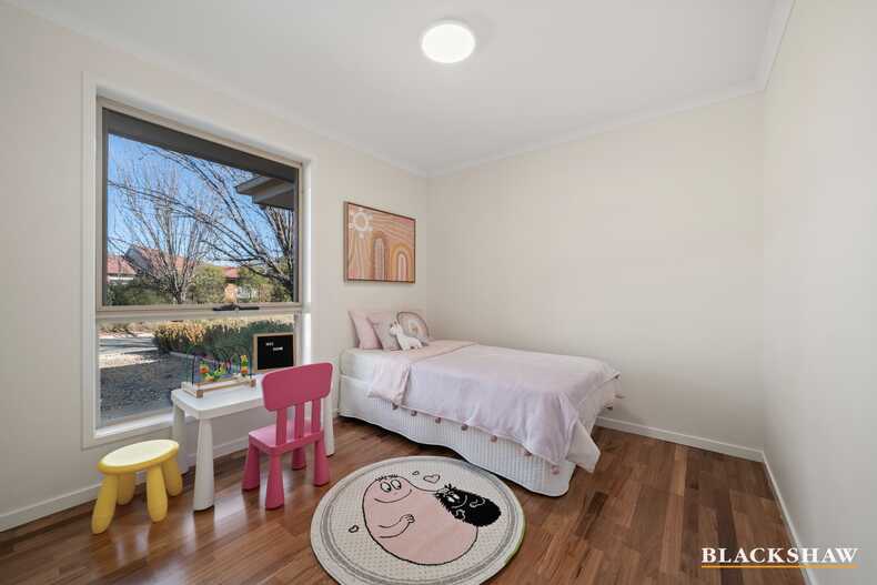 1 Herdson Place Macgregor