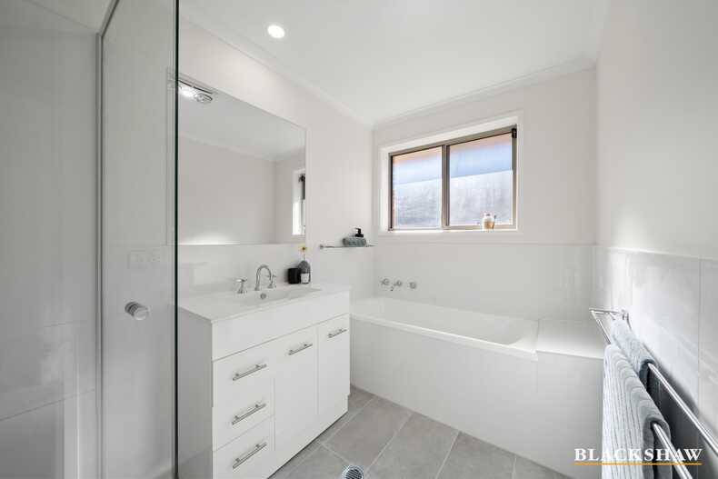 1 Herdson Place Macgregor