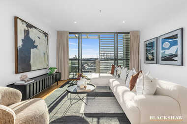 41/10 Burke Crescent Kingston