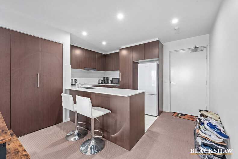 25/71 Giles Street Kingston