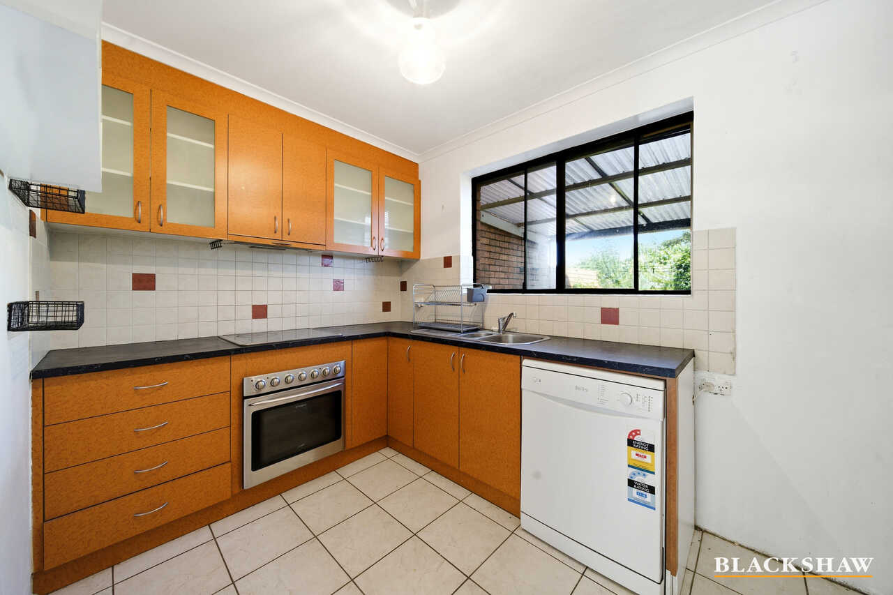 4/10 Nimmitabel Street Queanbeyan West