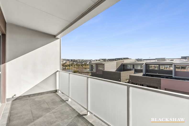 32 Chanter Terrace Coombs