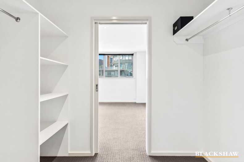 37/71 Giles Street Kingston
