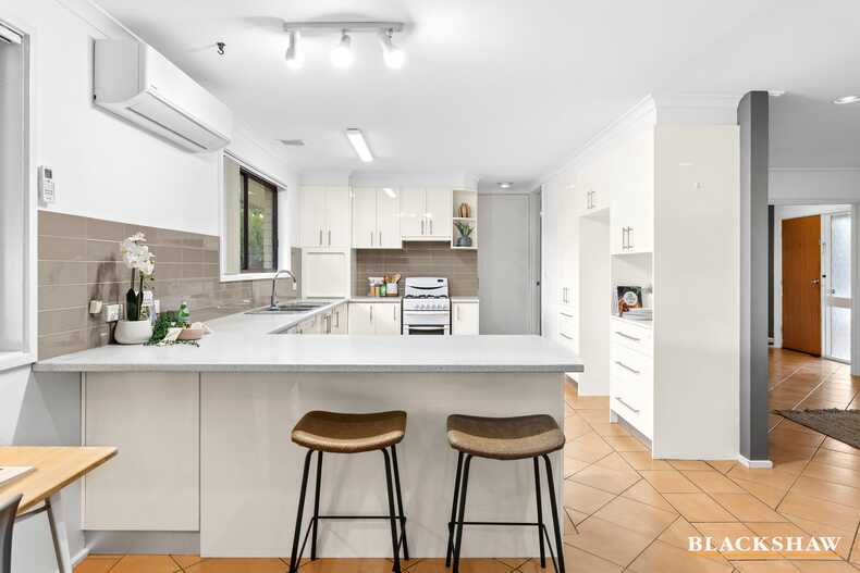 2 Hirschfeld Crescent Macgregor