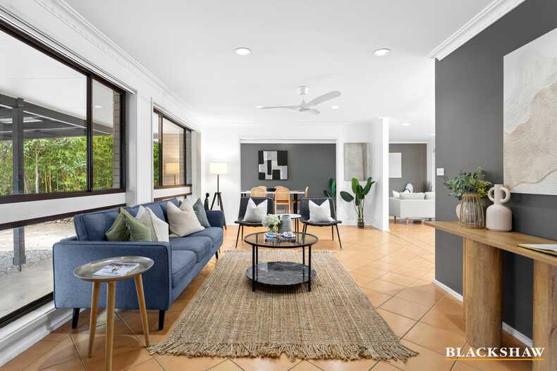 2 Hirschfeld Crescent Macgregor