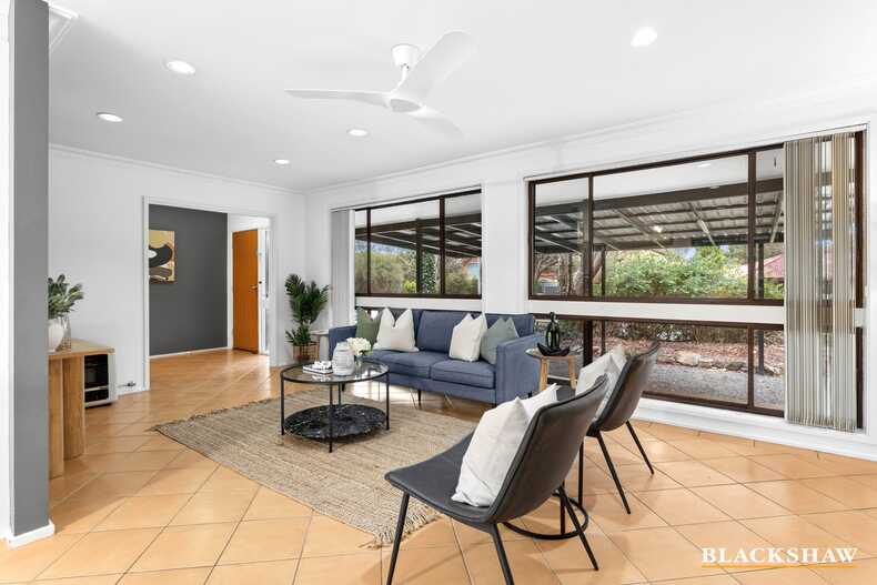 2 Hirschfeld Crescent Macgregor