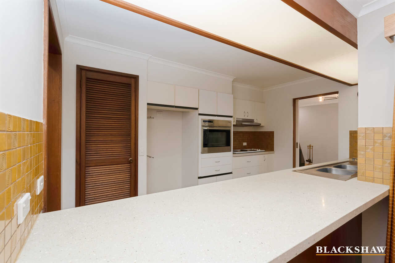 83 Buvelot Street Weston