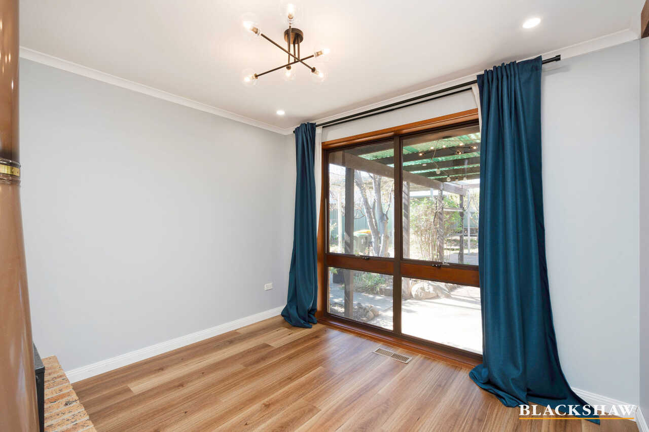 83 Buvelot Street Weston