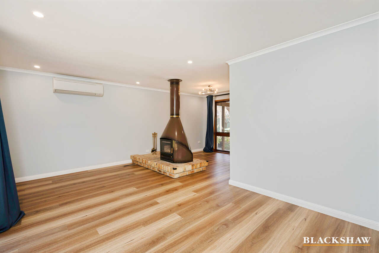 83 Buvelot Street Weston