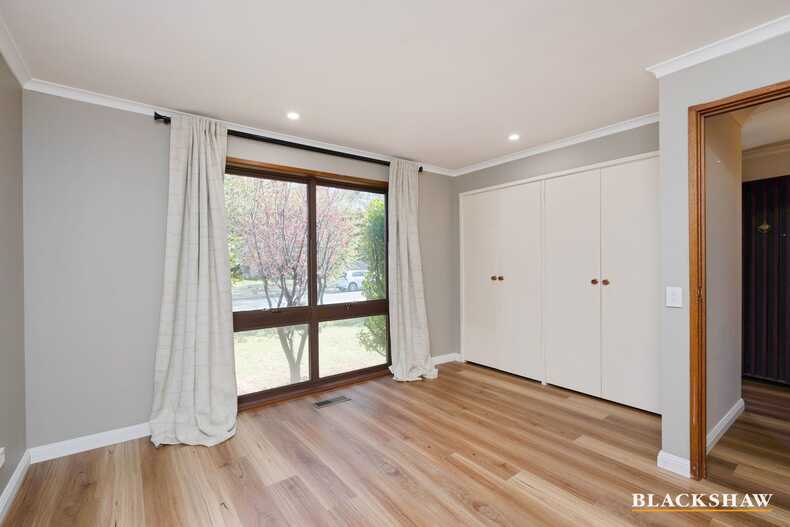 83 Buvelot Street Weston 83 Buvelot Street Weston