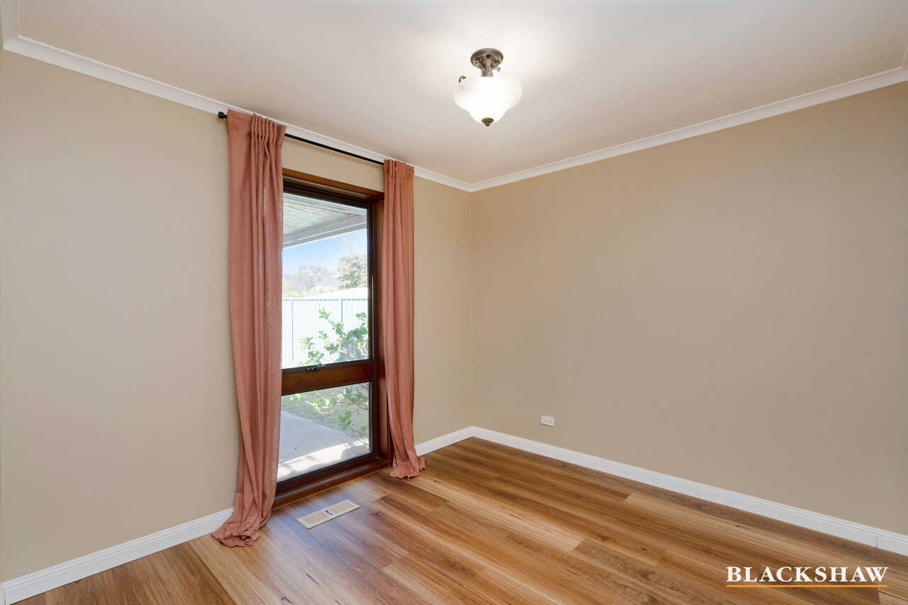 83 Buvelot Street Weston