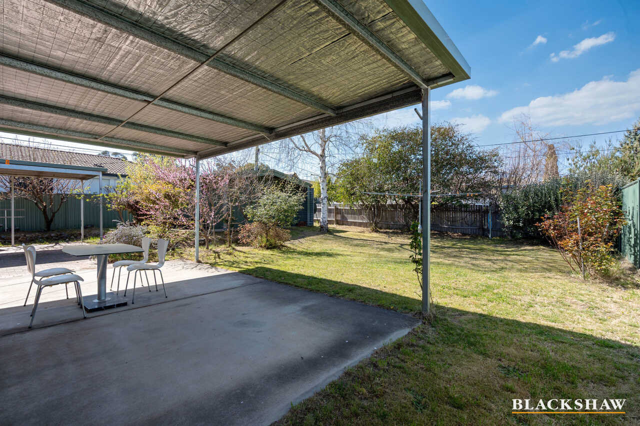 83 Buvelot Street Weston