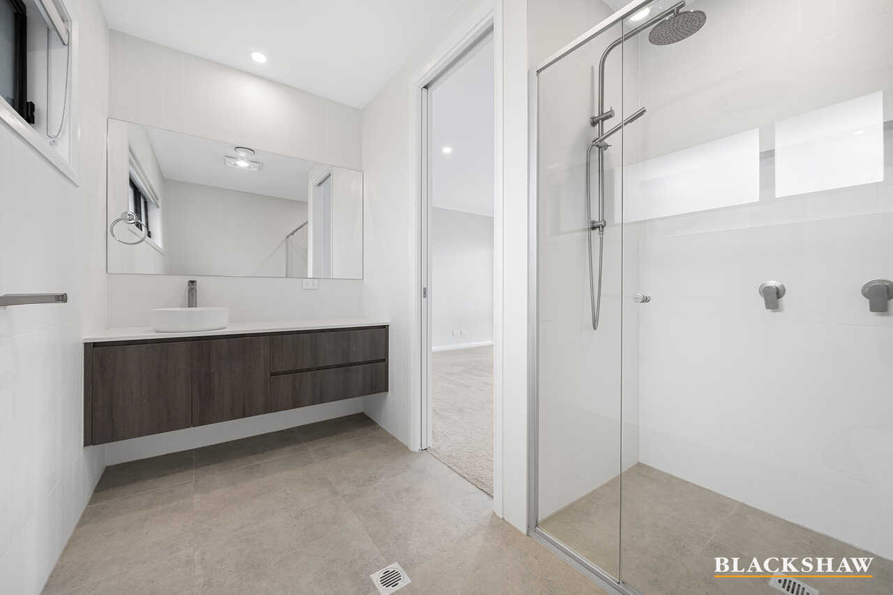 1 Heazlett Street Googong