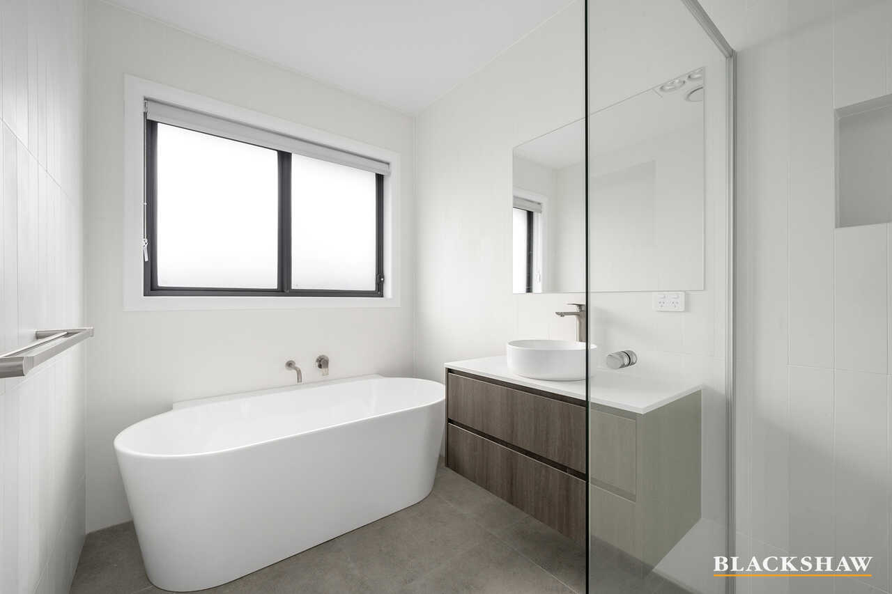 1 Heazlett Street Googong
