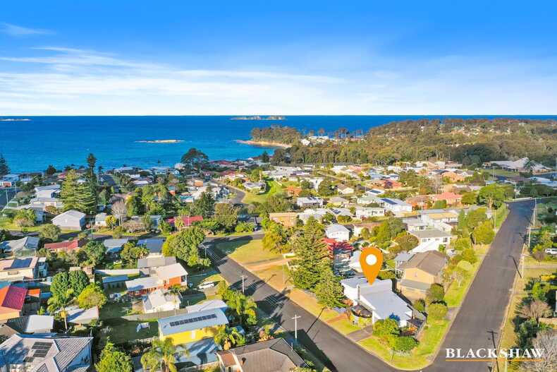 2 Pine Street Batehaven