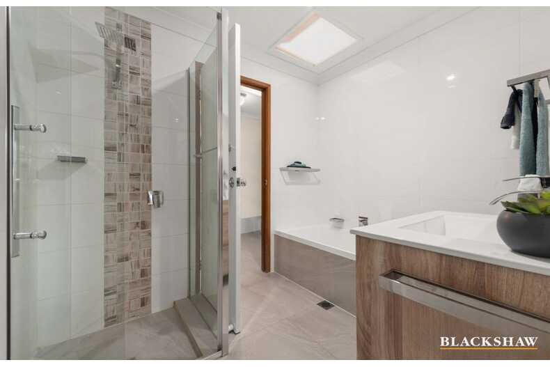 12/4 Mansfield Place Phillip 12/4 Mansfield Place Phillip