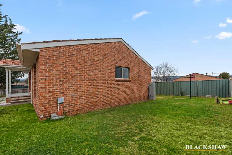 2/36 Kinsella Street Queanbeyan