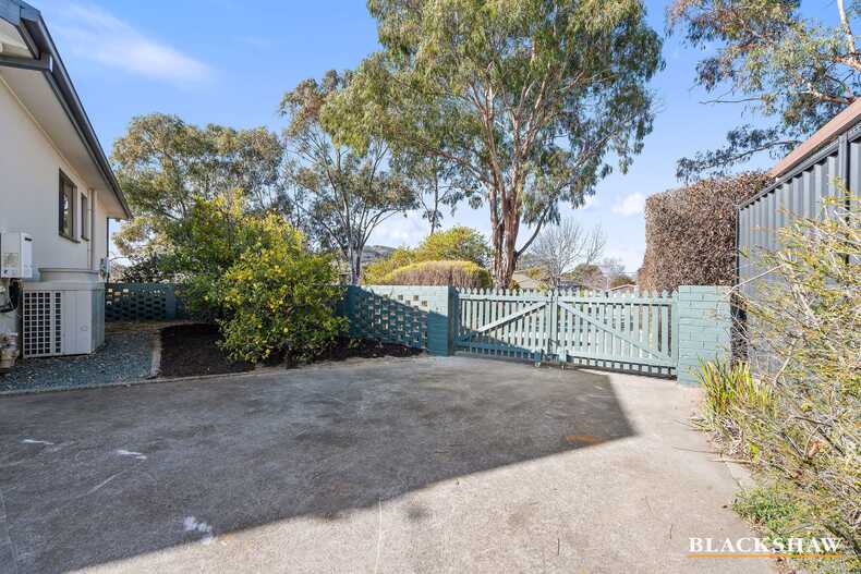 2 Eleanora Street Fisher