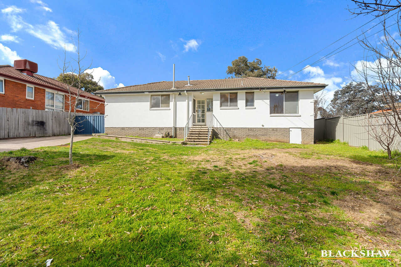 36 Kambalda Crescent Fisher