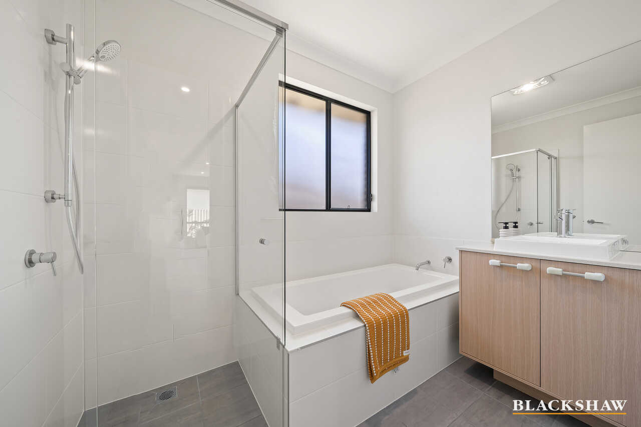 11 Giordano Street Denman Prospect