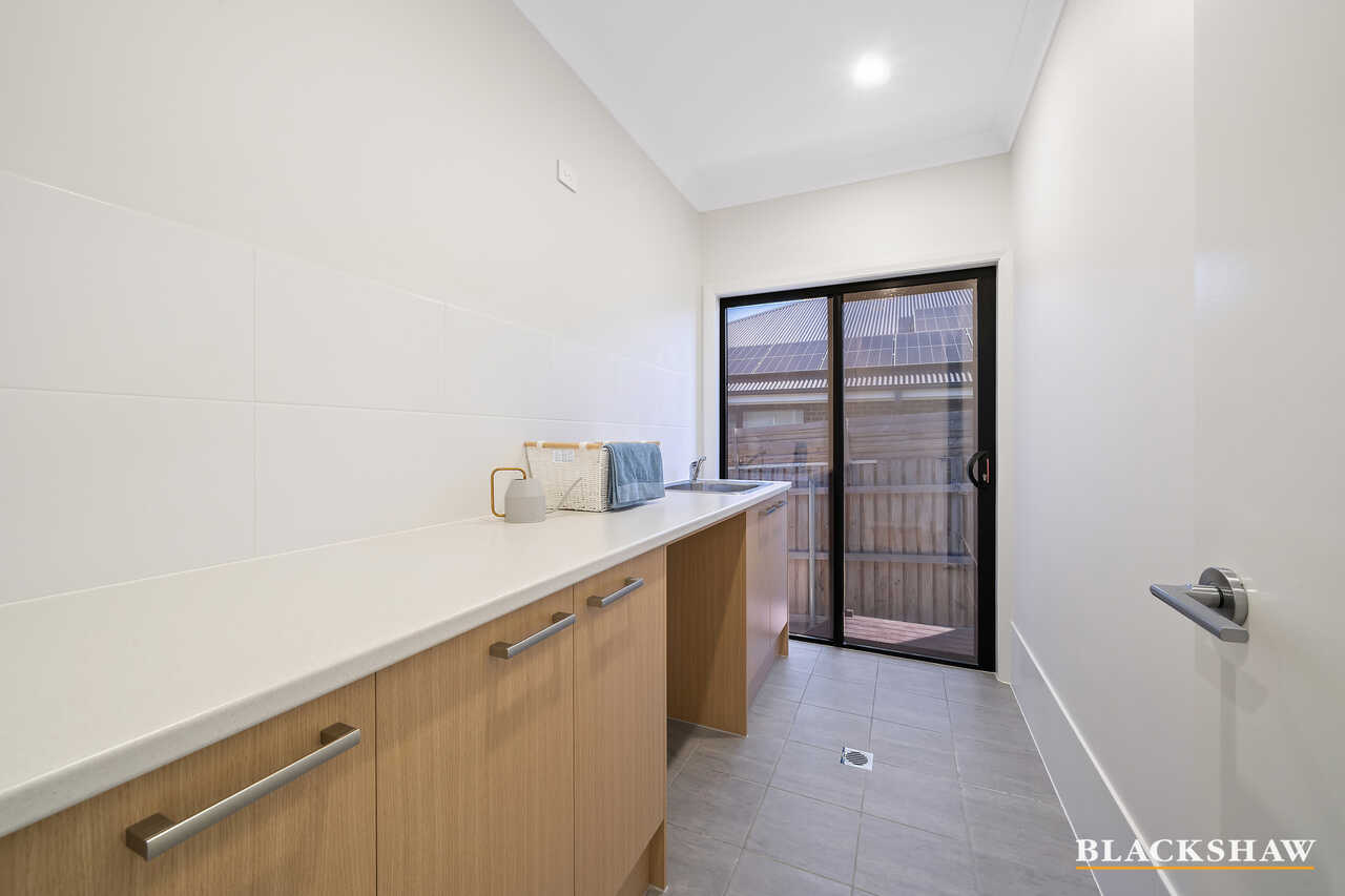 11 Giordano Street Denman Prospect
