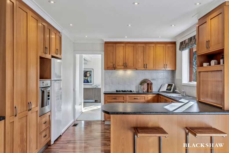 3 Curlewis Crescent Garran 3 Curlewis Crescent Garran