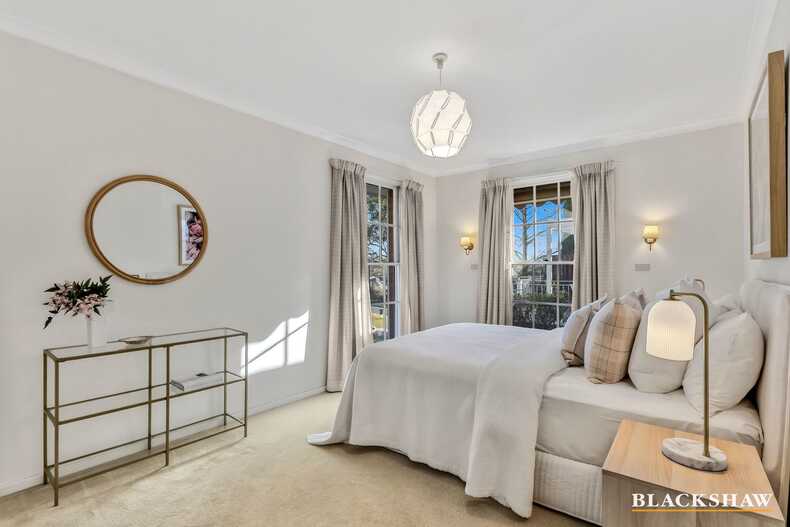 3 Curlewis Crescent Garran 3 Curlewis Crescent Garran