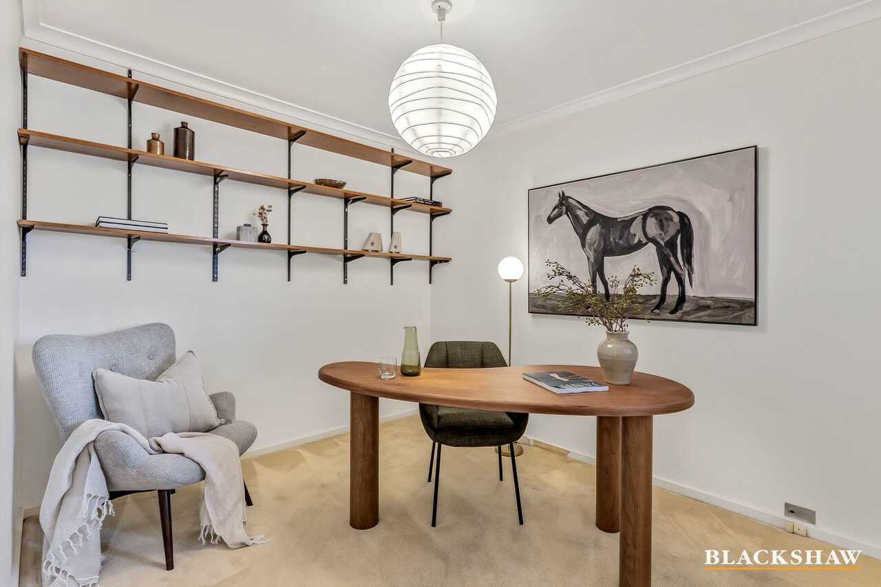 3 Curlewis Crescent Garran