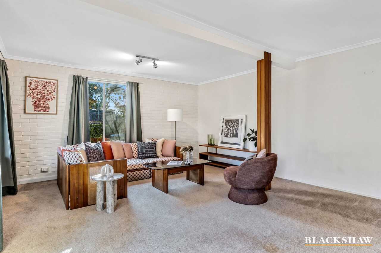 3 Curlewis Crescent Garran