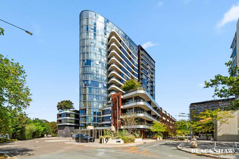 1107/19 Marcus Clarke Street City