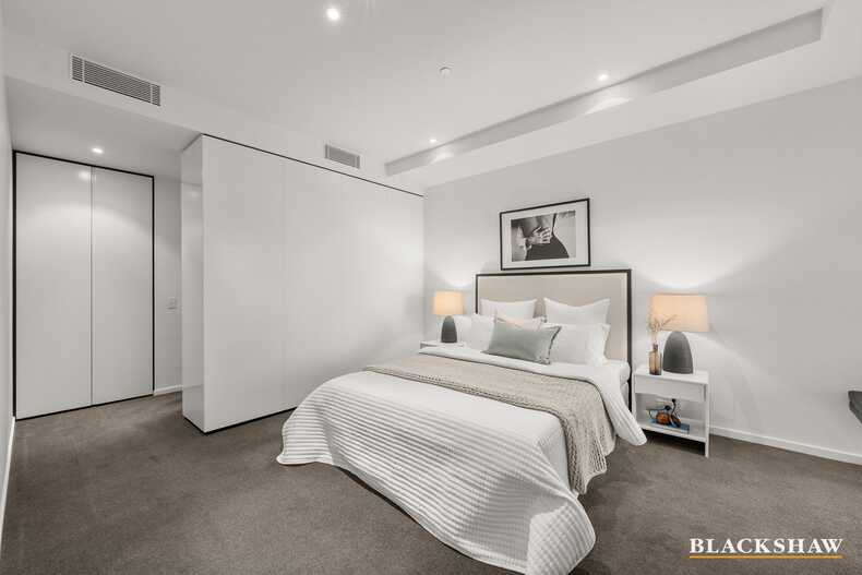 1107/19 Marcus Clarke Street City