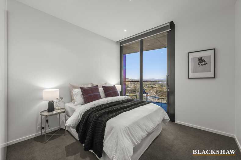 1107/19 Marcus Clarke Street City