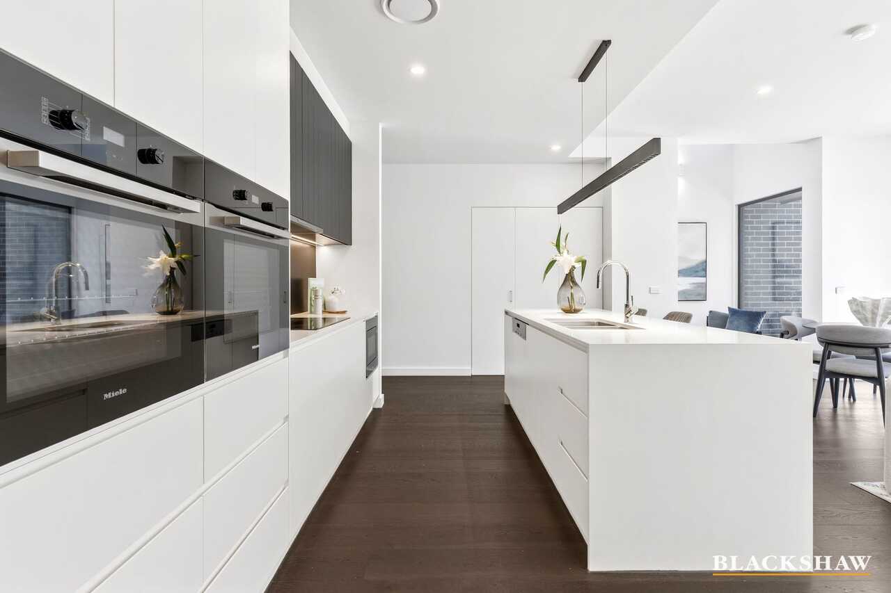 19/20 Leahy Close Narrabundah