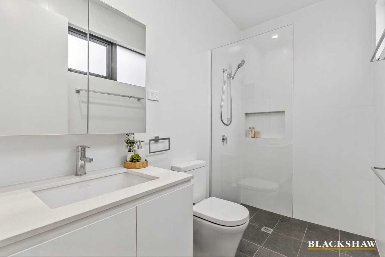 19/20 Leahy Close Narrabundah