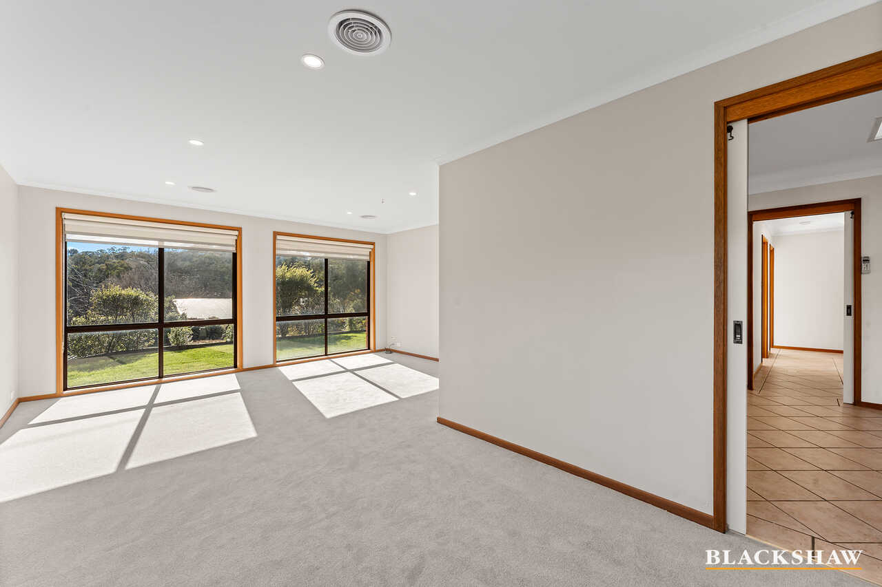 35 River Drive Queanbeyan