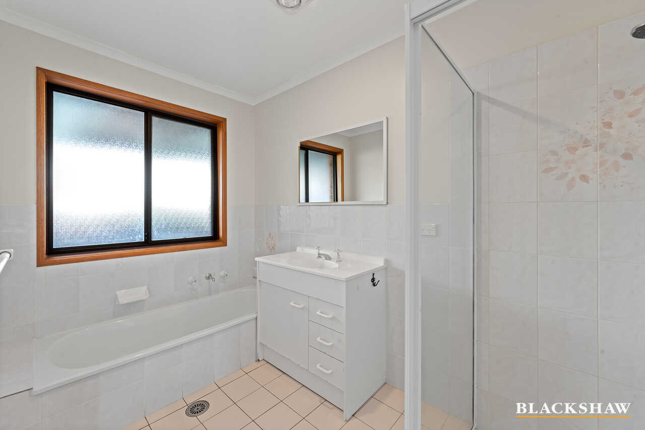 35 River Drive Queanbeyan