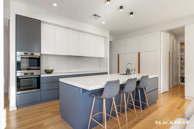 28 Bedford Street Deakin
