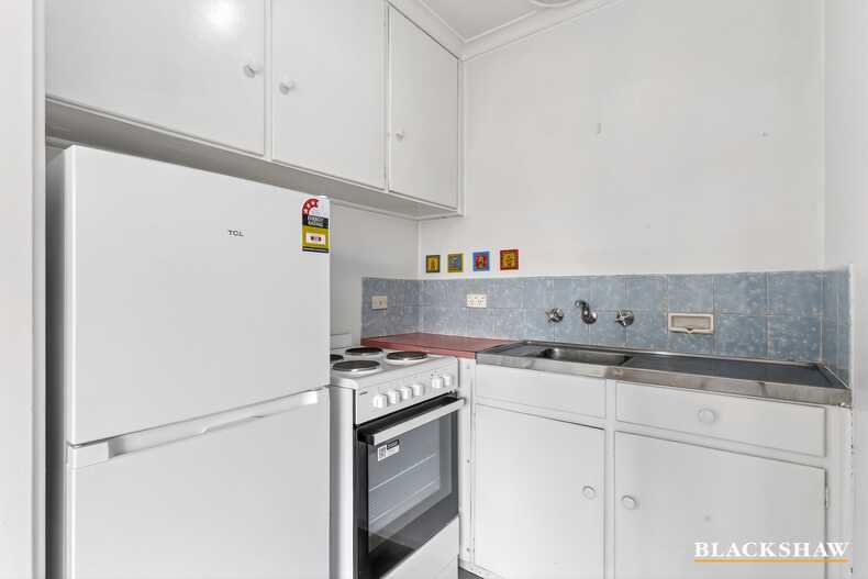 2/51 Hampton Circuit Yarralumla