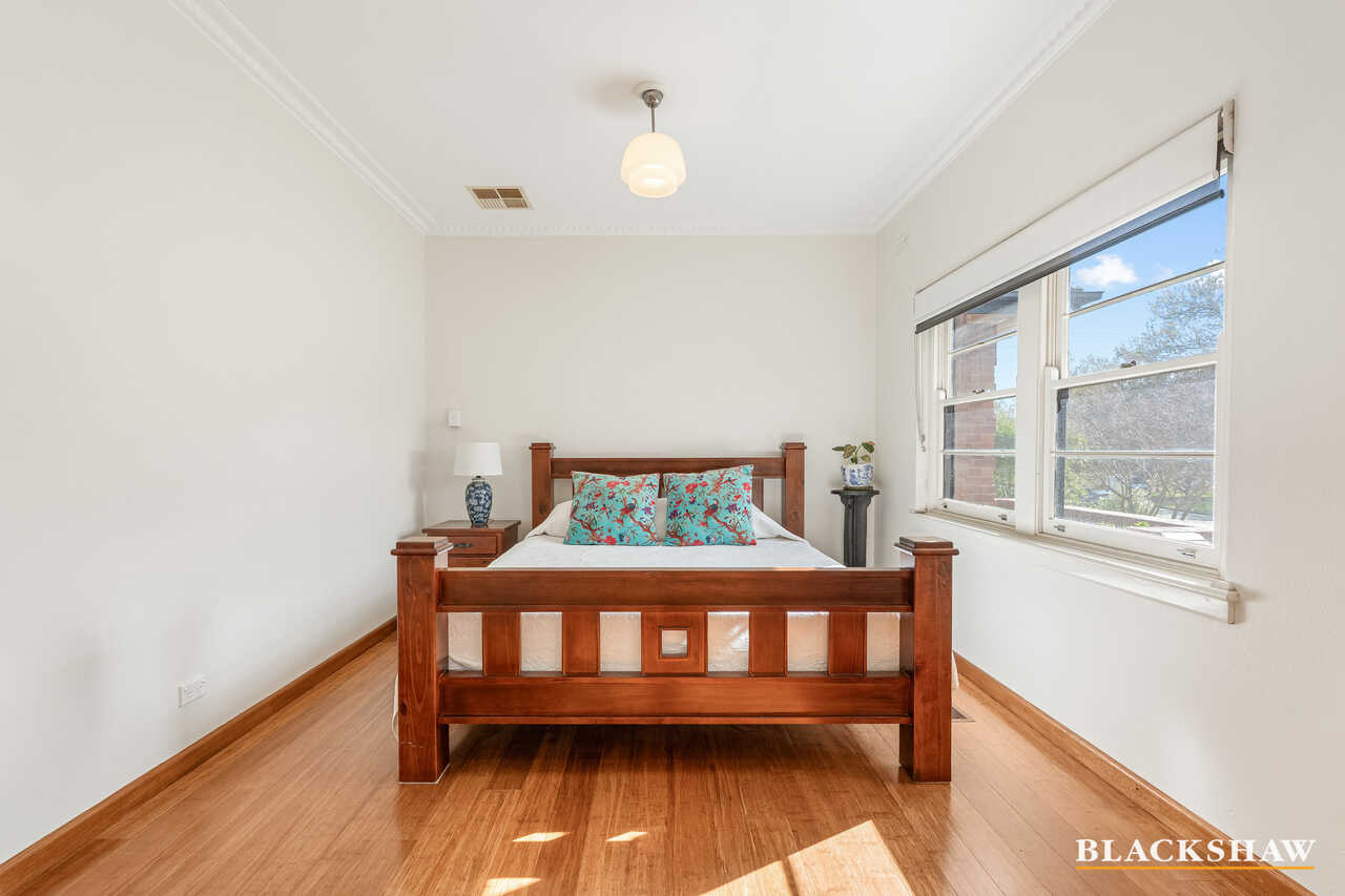 20 Bannister Gardens Griffith
