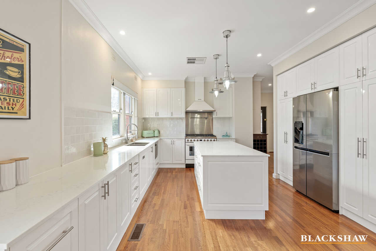 20 Bannister Gardens Griffith