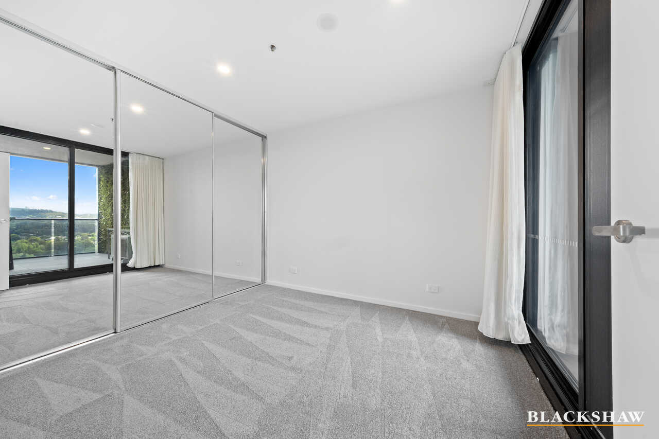 2301/15 Bowes Street Phillip