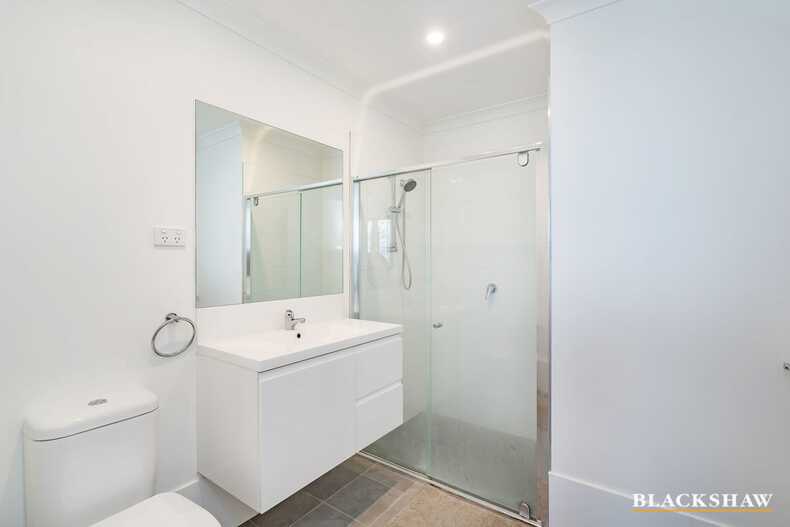 6/815 Horse Park Drive Amaroo