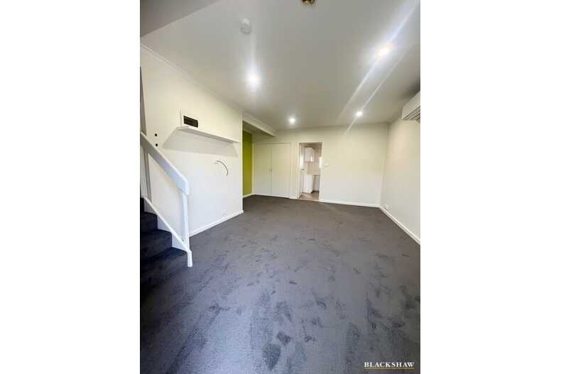 2/21 Morton Street Queanbeyan 2/21 Morton Street Queanbeyan