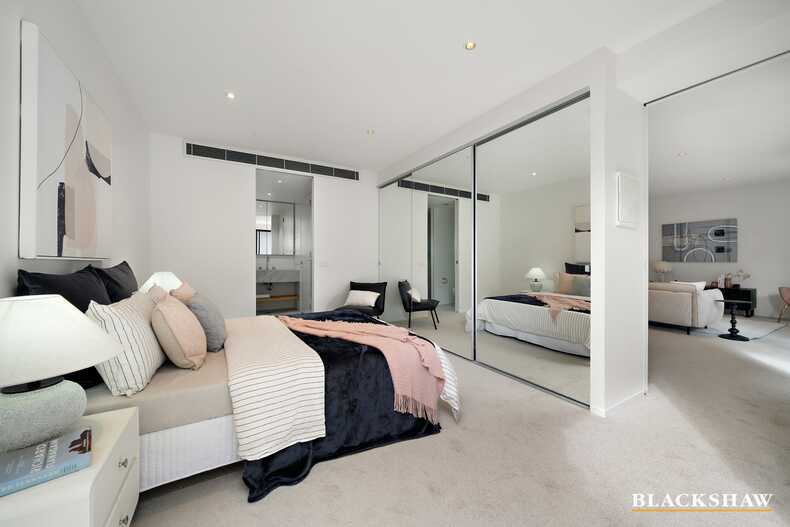 6/7 Sydney Avenue  Barton