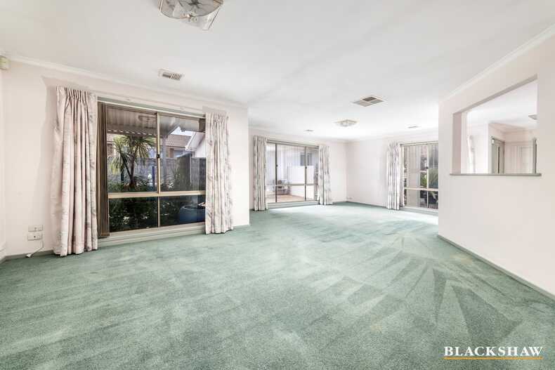 26 Loureiro Street Conder