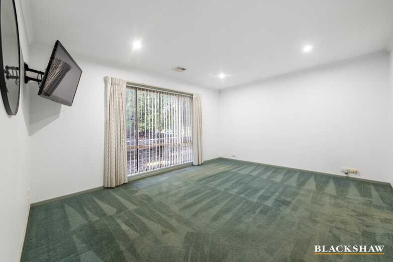 26 Loureiro Street Conder